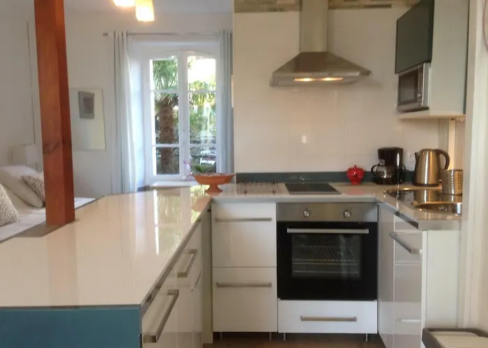 St Guenole\' Studio Apartment
