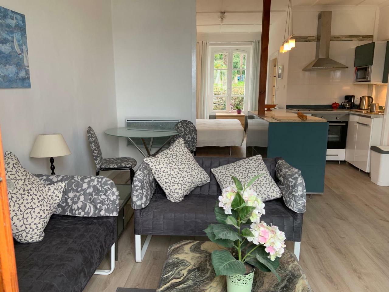 St Guenole' Apartment *
